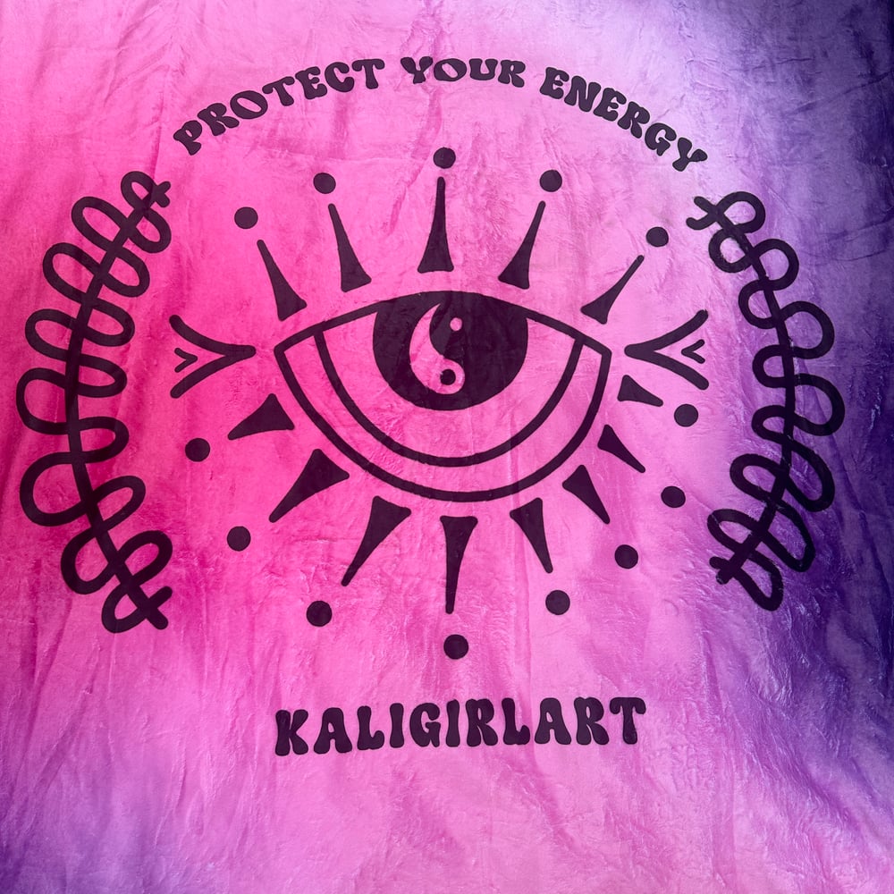 PINK ENERGY // BLANKET