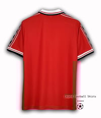 Image 2 of Man United 1998 - 1999 shirt