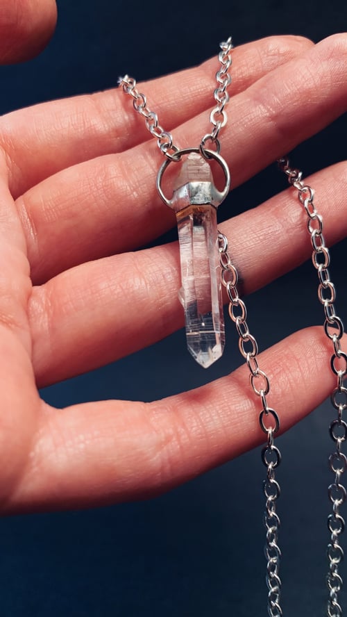 Image of Columbian Clear Quartz Silver Necklace