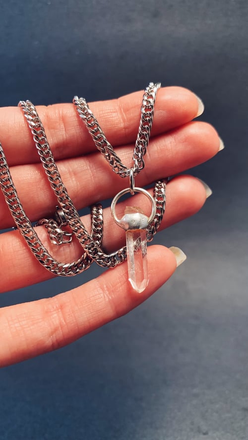 Image of Columbian Clear Quartz Flat Silver Chain Necklace