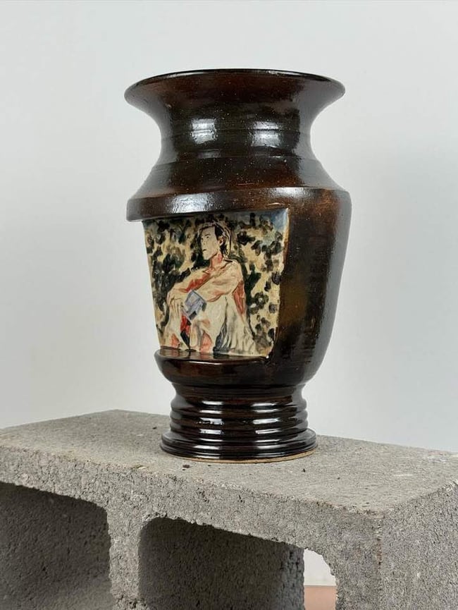 Voyeur Pot #1