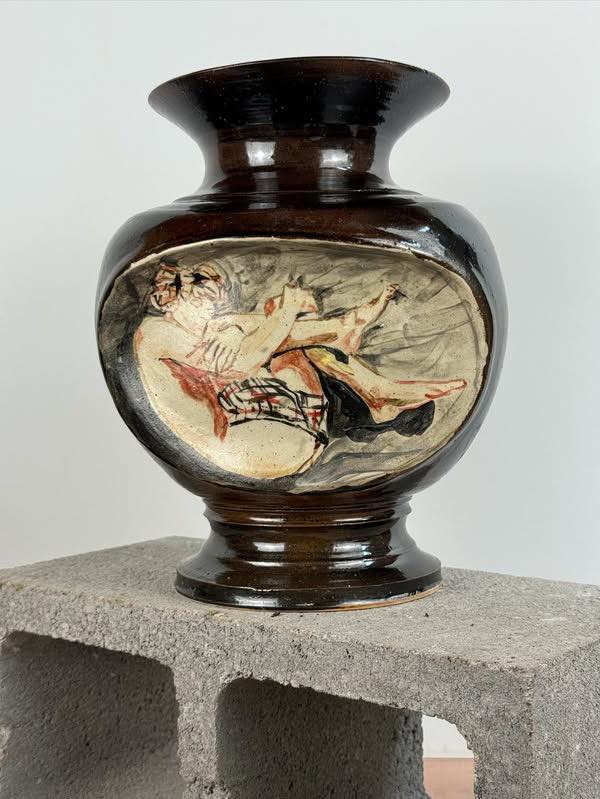 Voyeur Pot #3