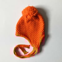 Image 1 of Bonnet laine orange 1/3 mois stock neuf années 70