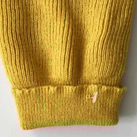 Image 2 of Cagoule bébé laine moutarde stock neuf années 70