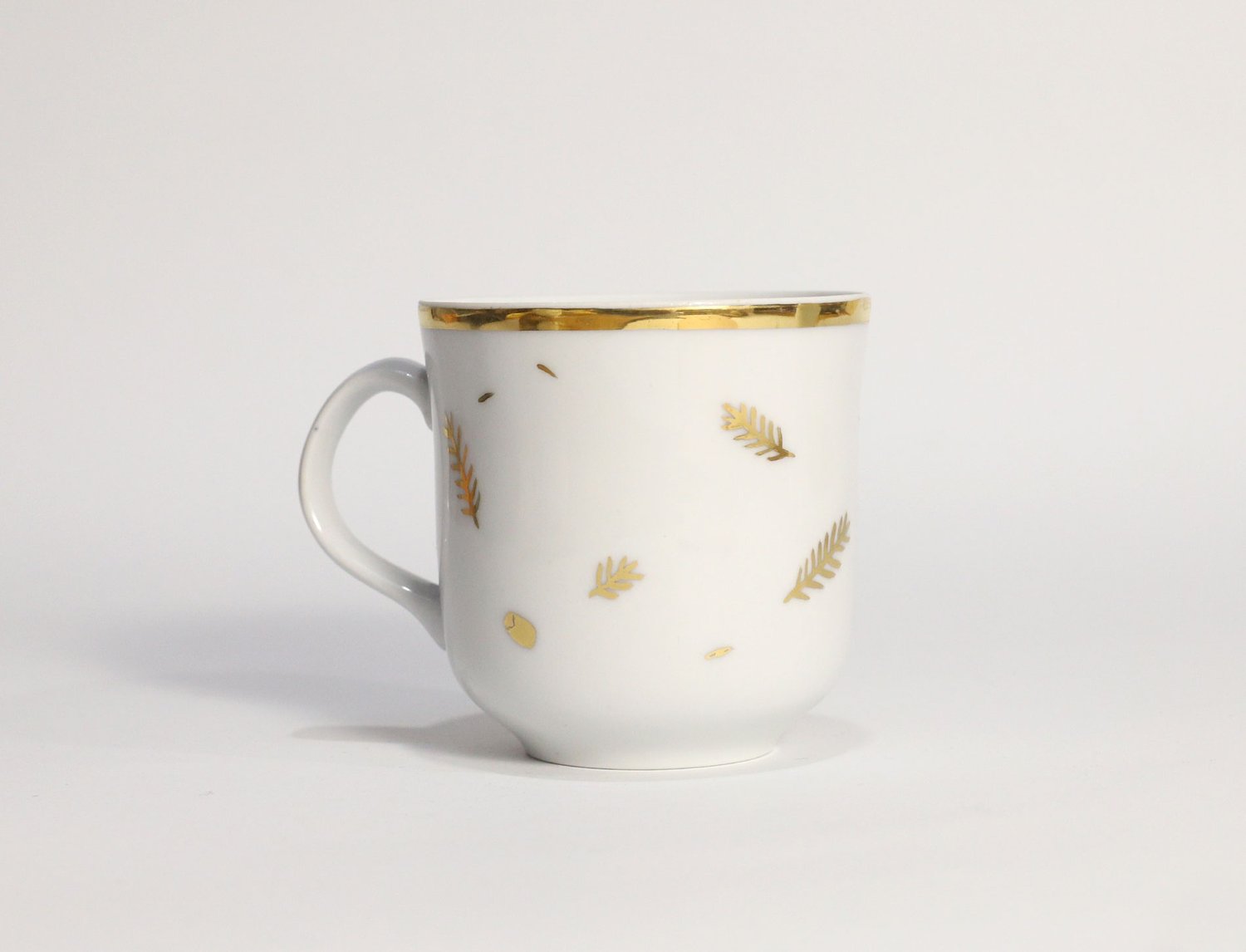 Image of UPCYCLED GOLD SMALL MUG