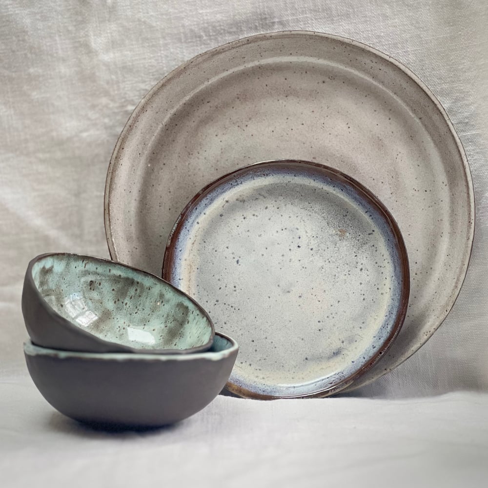 Image of Black Clay Speckled Dinner Plate