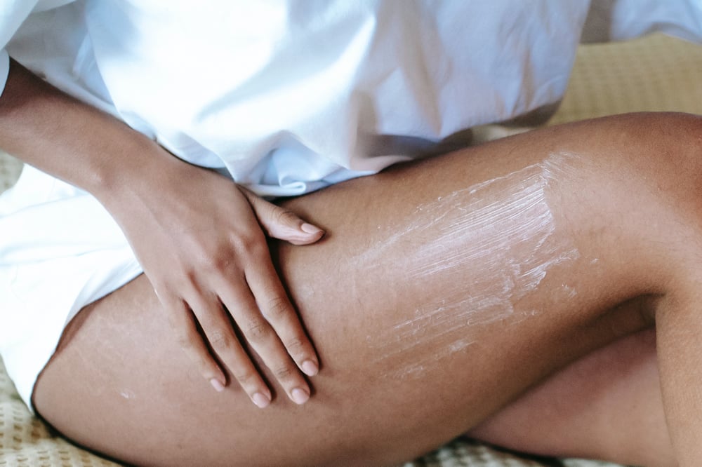 BLUEshea! BLUEskin! Anti-Aging Blueberry Seed Oil & Butter w/Shea. SPF4-UV-BLUE LIGHT defense.