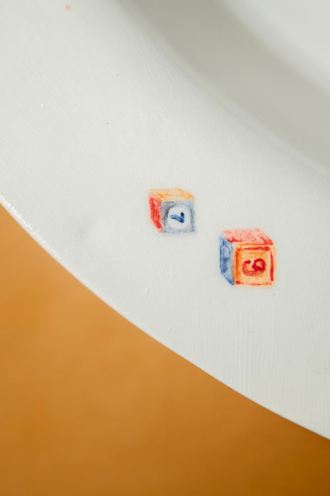 Image of large plate no.01