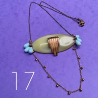 Image 1 of 17 Collier « CALISSON »