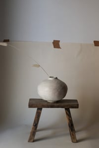 Image 4 of moon jar | round vase