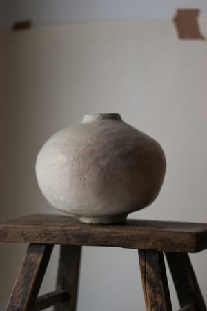 Image of moon jar | round vase