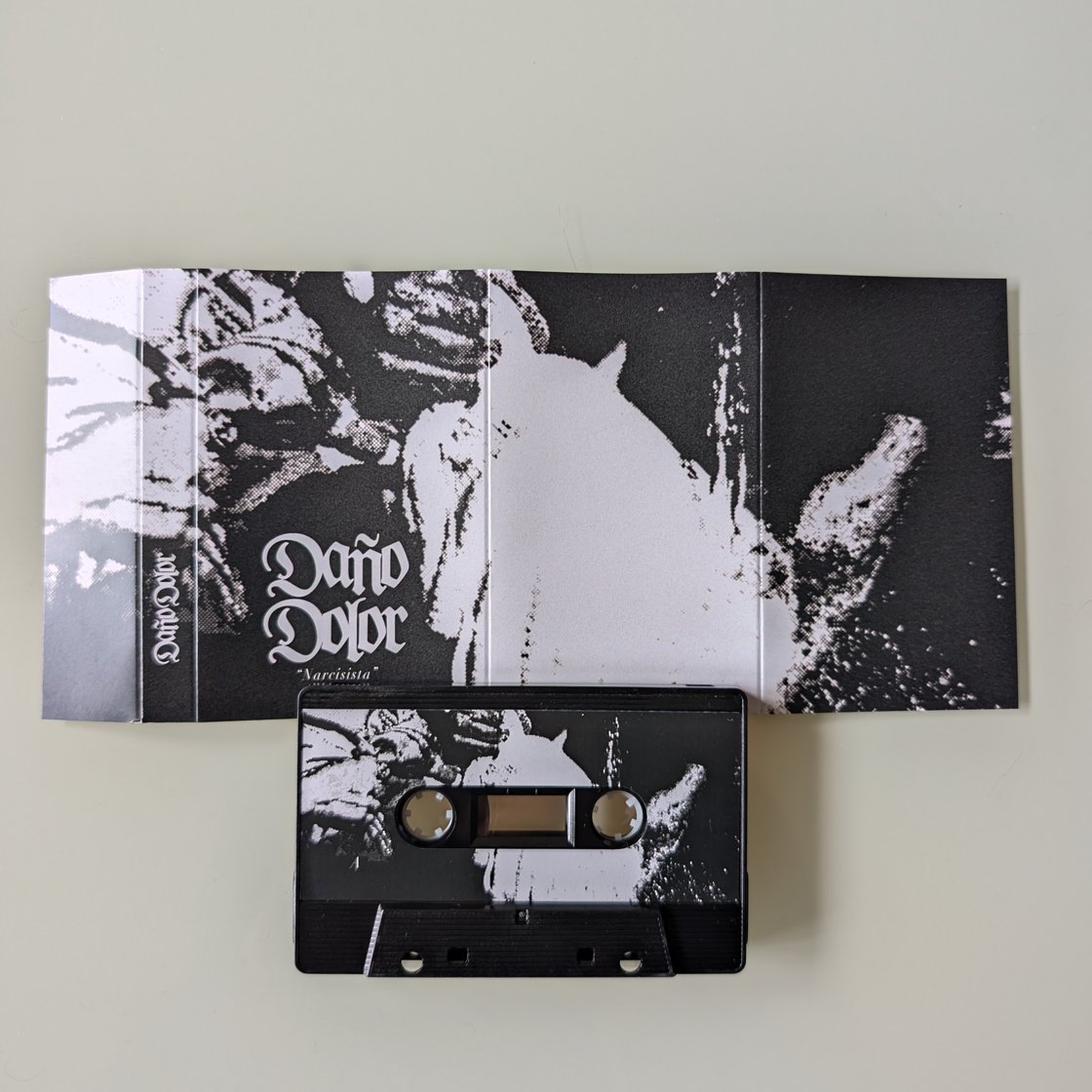 Image of DAÑO DOLOR - "Narcisista" EP Cassette