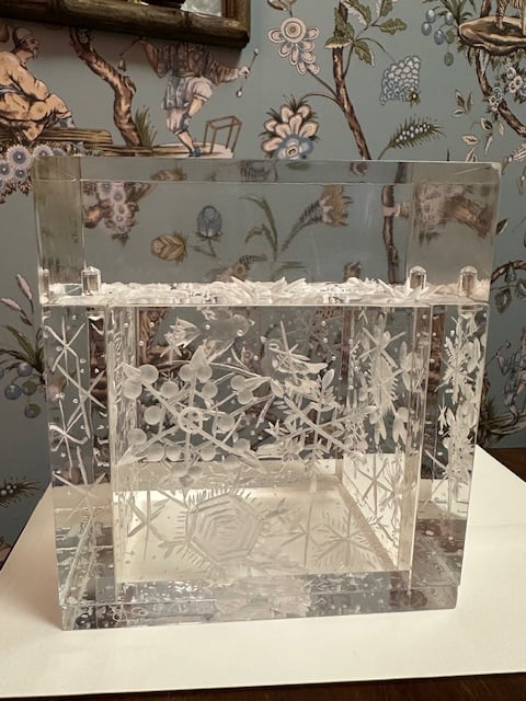 Image of Ice Cube Box with Snowflakes and Birds