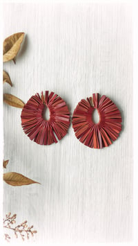 Image 1 of PEACOCK earrings - Burgundy