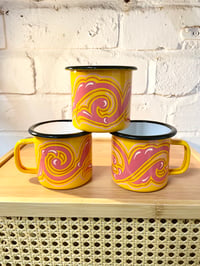 Yellow/Pink Enamel Mug With Traditional Scrollwork 