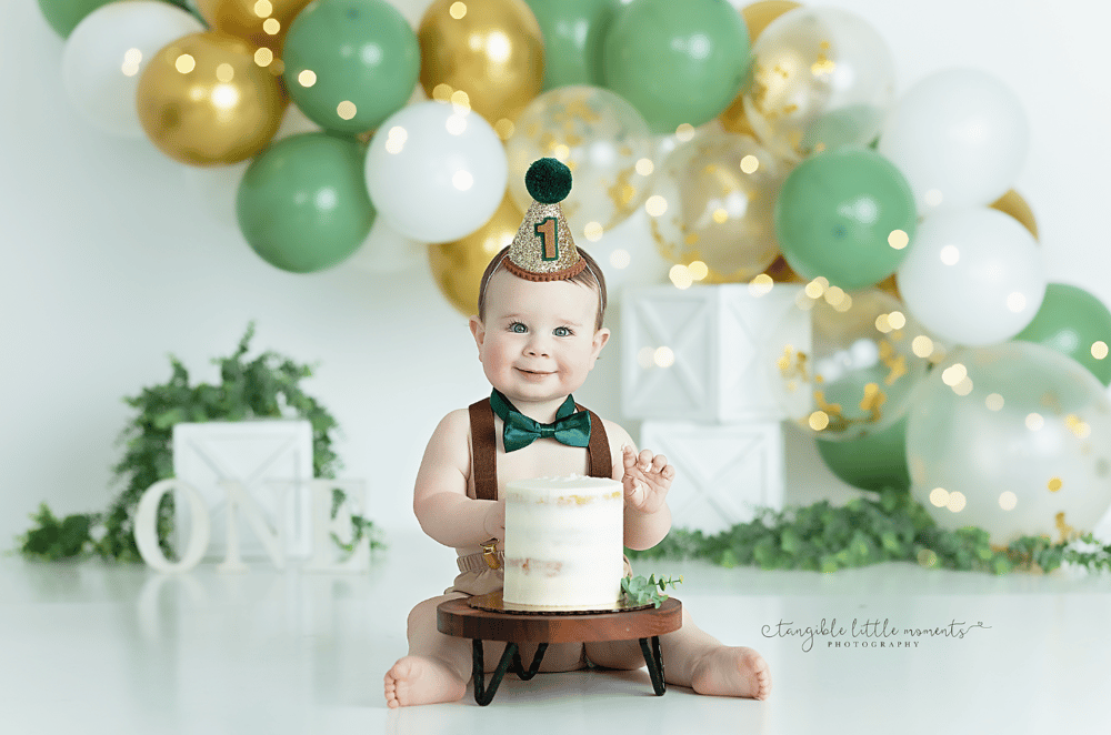 Image of BF Complimentary Cake for Cake Smash