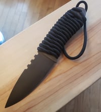 1095 high carbon w/ paracord 