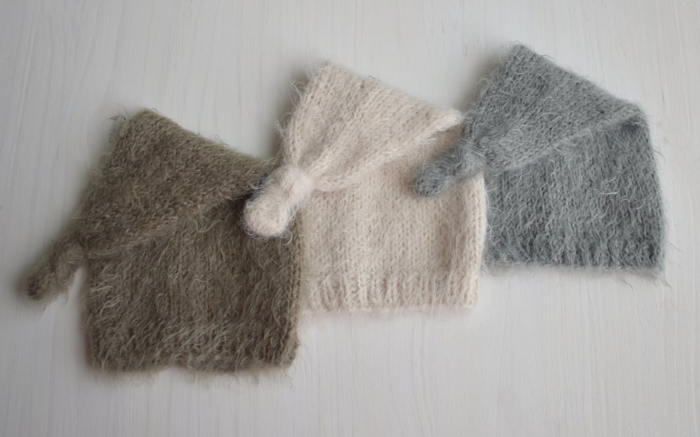 Image of 50% off Fuzzy Knit Newborn Sleepy Caps