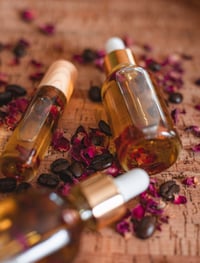 Image 4 of Cafe Rose Serum