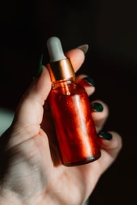 Image 8 of Herbal Shimmer Body Oils