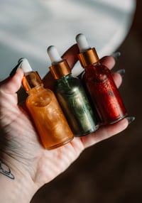 Image 2 of Herbal Shimmer Body Oils