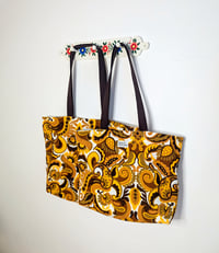 Image 1 of Tote 70s L & XL