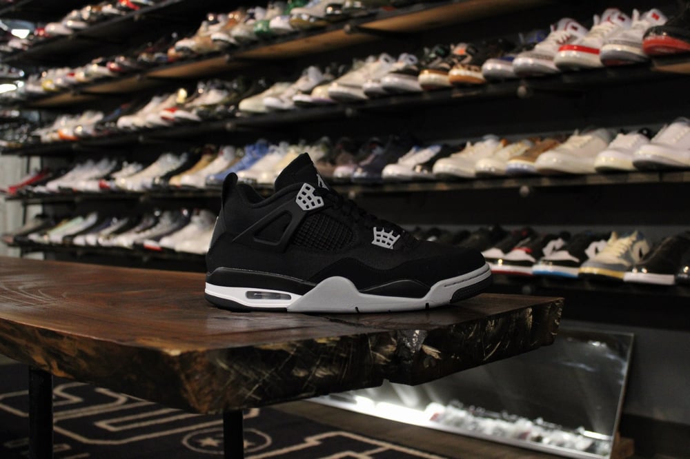 Air Jordan IV (4) "Black Canvas"