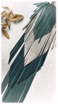 Image 4 of CROW KING necklace - Green Queen