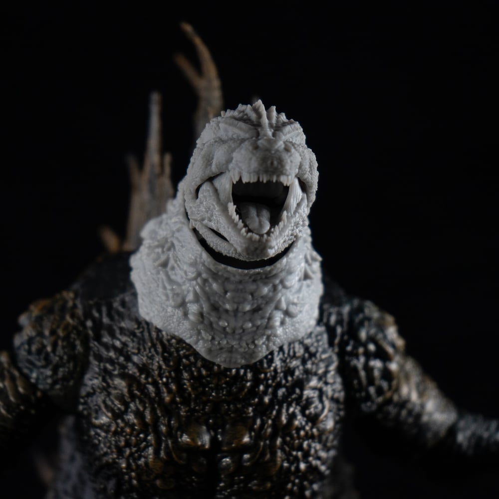 Negative Lizard - Super7 Scale