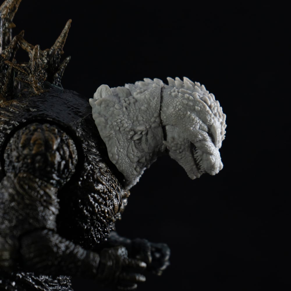 Negative Lizard - Super7 Scale