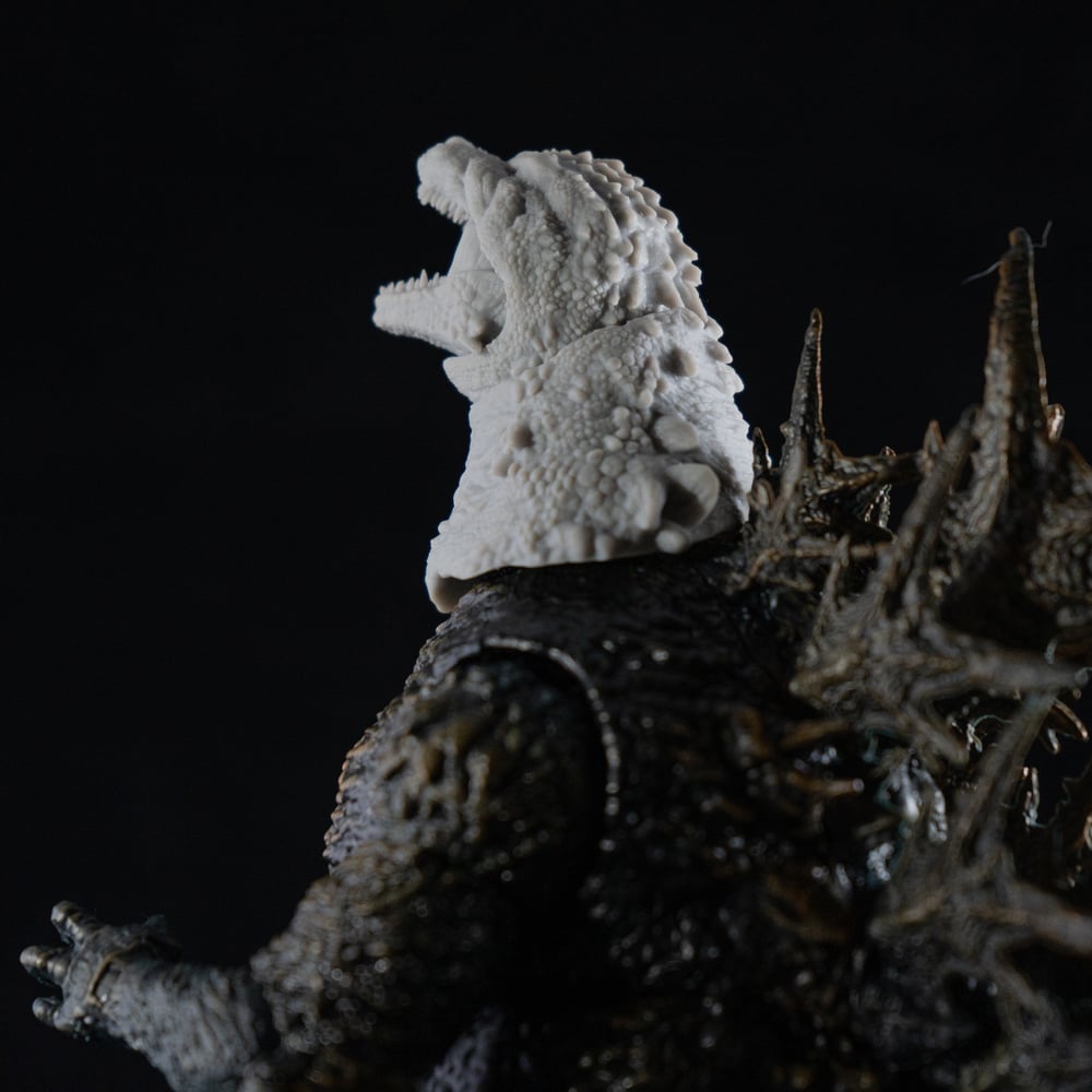 Negative Lizard - Super7 Scale