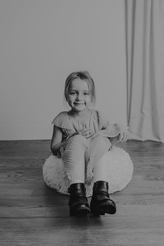 Image of Black Friday | Simple Session