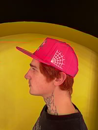 Image 2 of Snapback cap rose