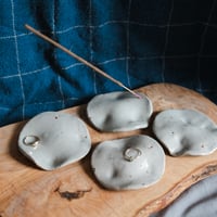 Image 4 of two waves ripple dish 