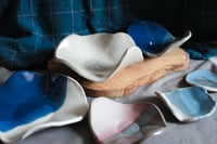 Image 4 of wave catchall 01