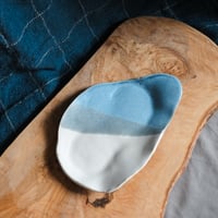 Image 2 of wave catchall 02