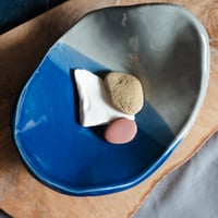 Image 1 of wave catchall 05