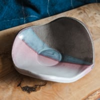Image 1 of wave catchall 06