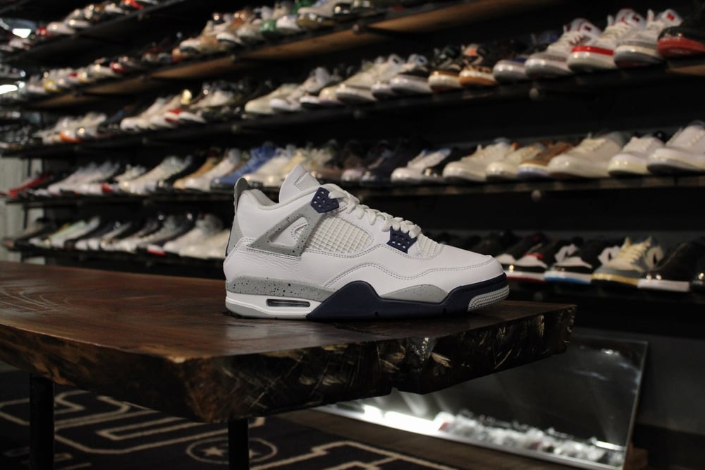 Air Jordan IV (4) "Midnight Navy"