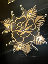 Black rose wall lamp