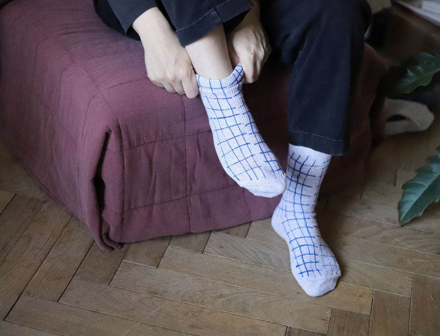 Image of BLUE GRID SOCKS - *** comming soon 