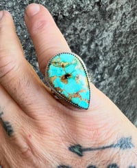 Image 5 of WL&A Handmade Heavy Ingot Split Band Patagonia Turquoise (AZ) Ring - Size 8