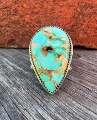 Image 2 of WL&A Handmade Heavy Ingot Split Band Patagonia Turquoise (AZ) Ring - Size 8 