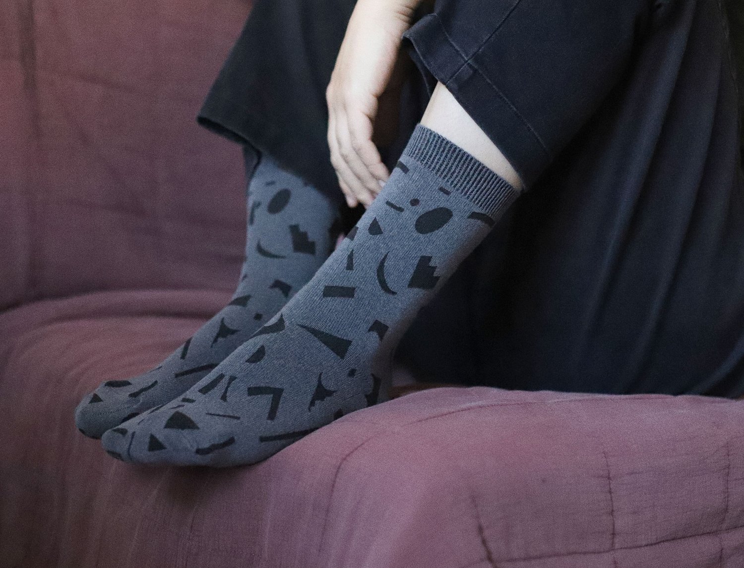 Image of DARK GRAY SOCKS