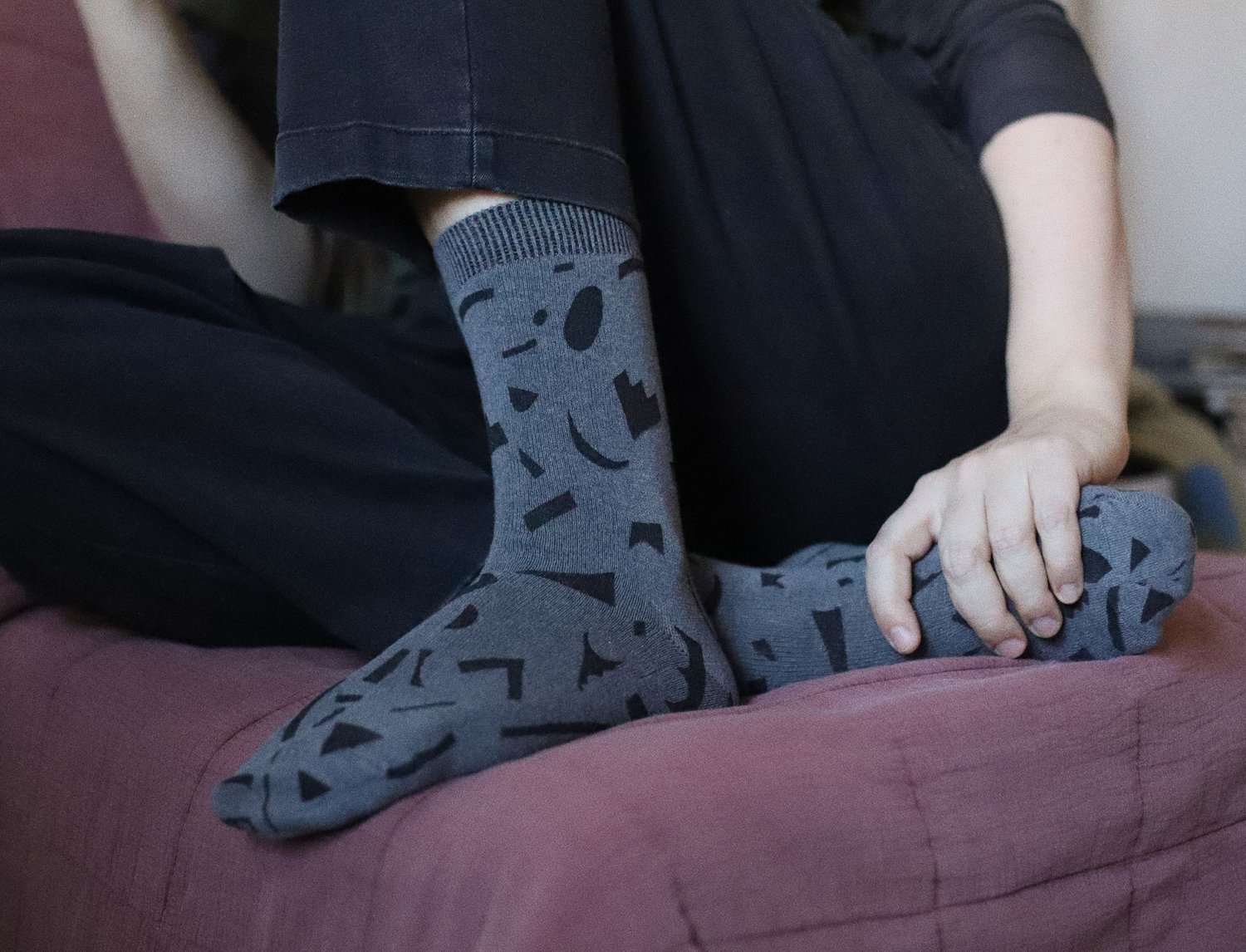 Image of DARK GRAY SOCKS