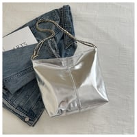 Image 4 of PU Leather Metallic Zipper Tote Bag