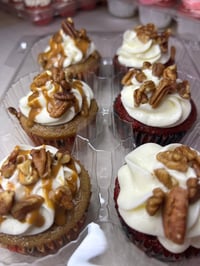 Image 4 of Cupcakes 