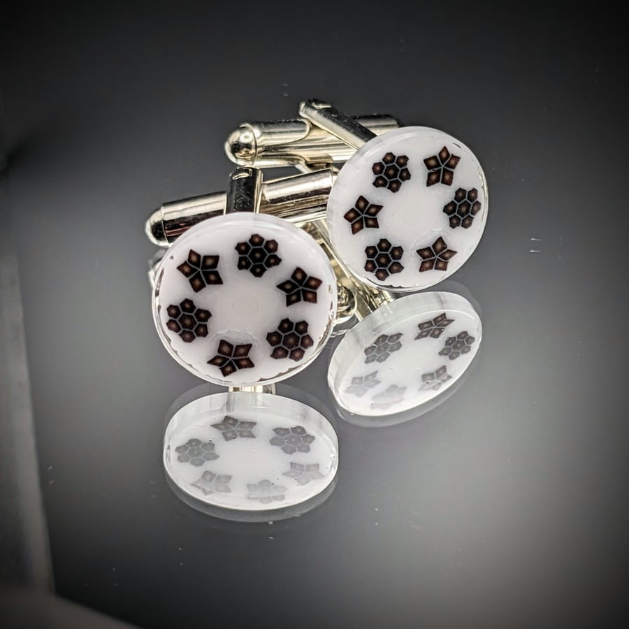 Image of Cuff Link/Tie Tack set - Chevron White 