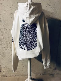 Image 3 of CVLT DAMEN HOODIE LANG WEISS