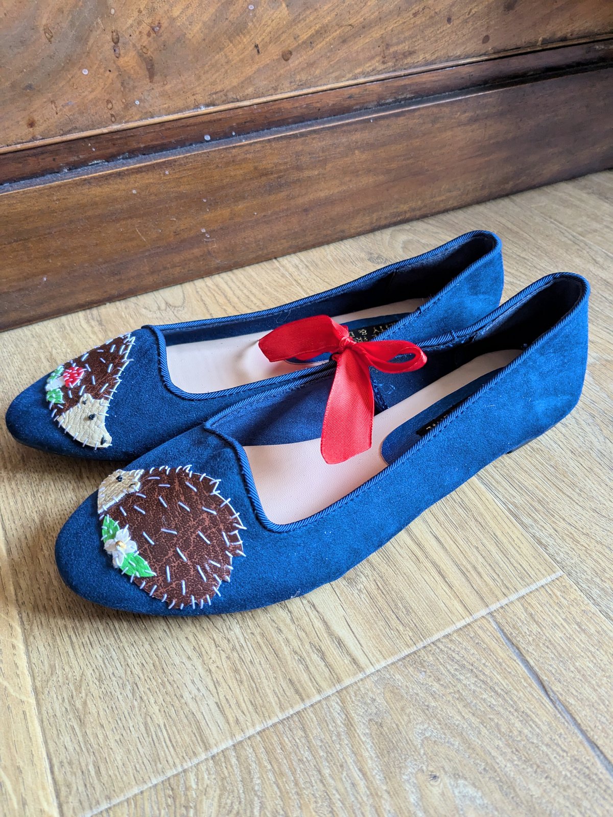 Image of Navy Hedgehog Shoes